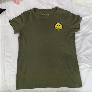 Olive green t-shirt size M